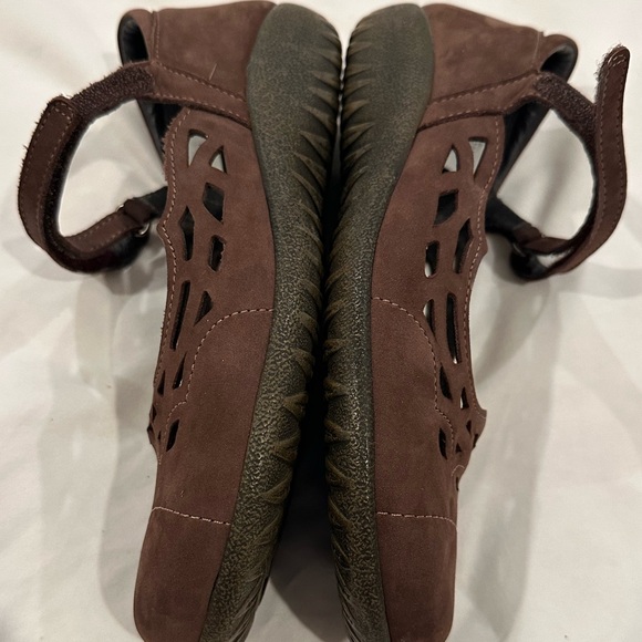 Noat Agathis Mary Jane - Picture 7 of 7